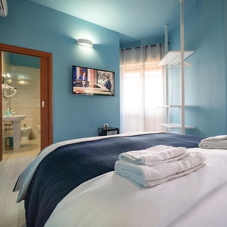 Budget Rooms Sonnino 37 カリアリ エクステリア 写真