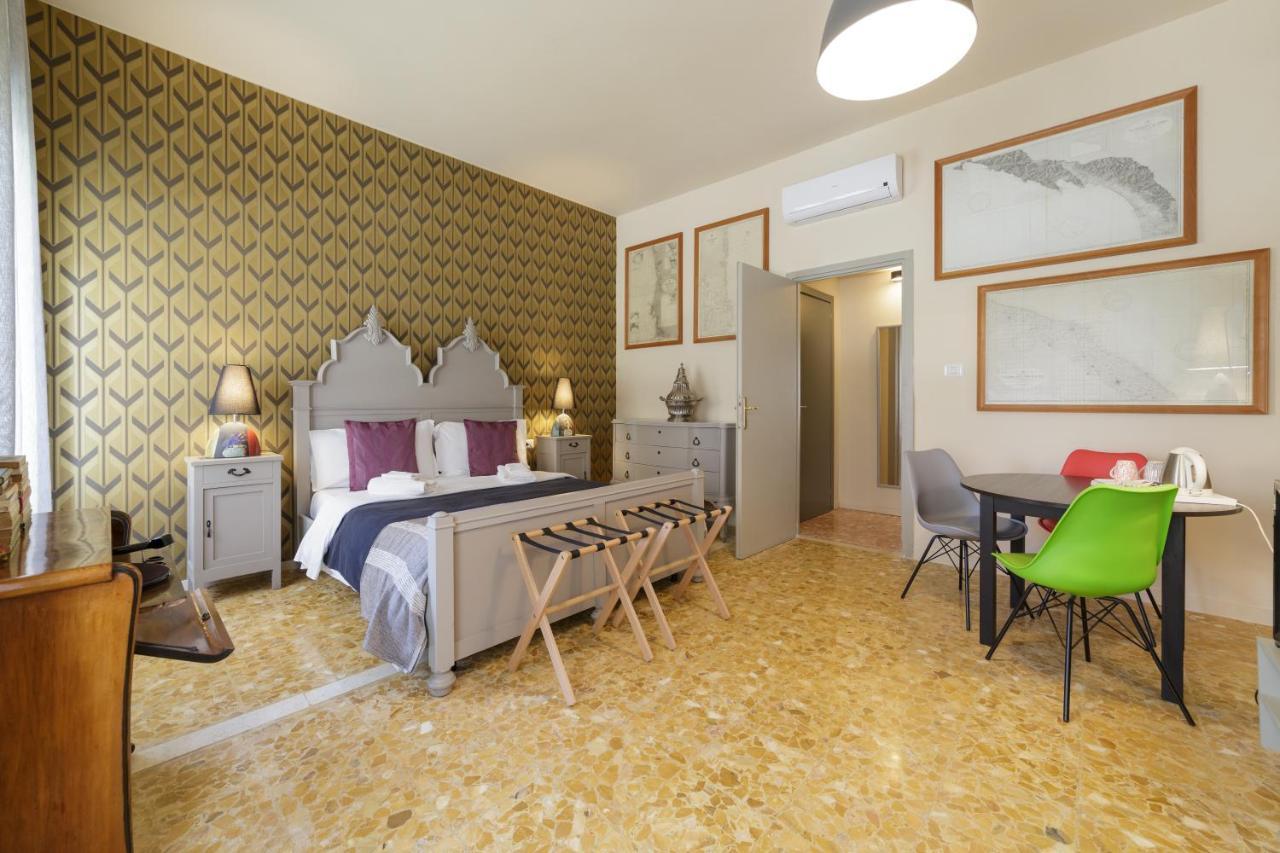 Budget Rooms Sonnino 37 カリアリ エクステリア 写真